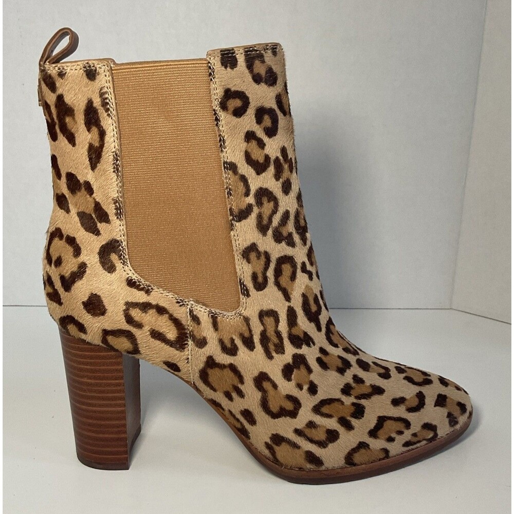 Lauren Ralph Lauren Mylah Bootie Womenโs Leopard Print Heeled Size 9.5